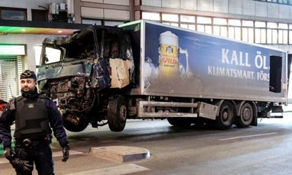 Двама души са арестувани за атентата в Стокхолм