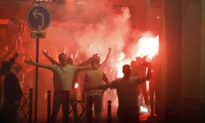Футболни фенове пак в сблъсъци с френската полиция