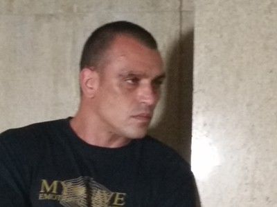 Хулиганът от магистралата се прибира вкъщи
