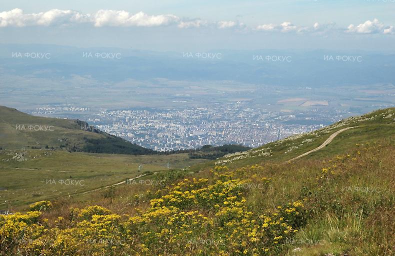 НИМХ: Утре времето ще бъде слънчево, максималните температури ще са между 27° и 32°