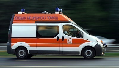 Младо момиче пострада при катастрофа край Лясковец