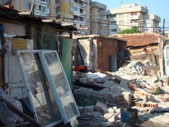 Пловдивски райкмет заплаши с арест и затвор роми