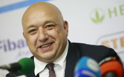 Кралев бесен: Световното по щанги се оказа платена от държавата екскурзия