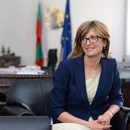 Министър Екатерина Захариева е на посещение в Брюксел за Среща на министрите на външните работи от Източното партньорство и Съвет „Външни работи“