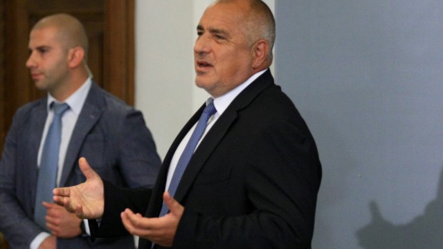 Борисов за БСП: Даже и оставка не могат да си подадат