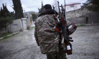 Над 60 души са загинали в боевете в Нагорни Карабах