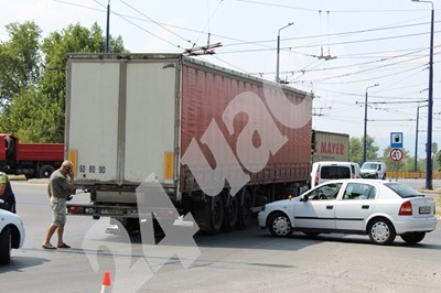 Блъснатата от тир жена в Пазарджик погребала мъжа си преди 20 дни