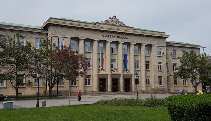 Съдят едноличен търговец за данъчно престъпление в Русе