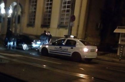 Жител на Раковски посегна на униформен