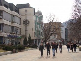 Ученици се биха на площада в Асеновград, единият пострада сериозно