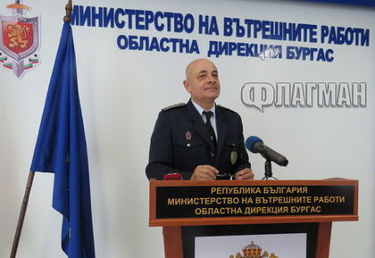 Внимание, абитуриенти! Не правете глупости на бала, полицията в Бургас с невиждани мерки