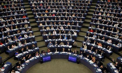 ГЕРБ и ВМРО подкрепиха Орбан в ЕП, а социалистите?