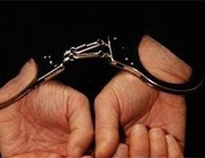 Задържаха мъж в Исперих, набил жена и я заплашвал с пистолет-играчка