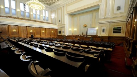 12 дни почиват депутатите по Великден