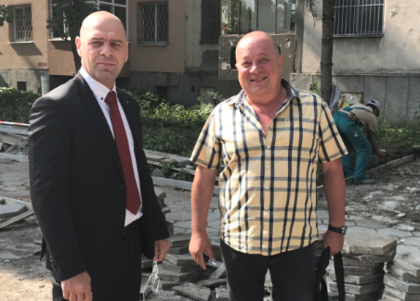 Изграждат тротоари в Тракия, дойде ред на А8