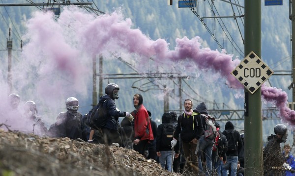 Сблъсъци между демонстранти и полицията станаха в Италия