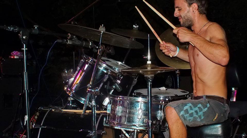 Млад барабанист е загиналият в Пловдив снощи