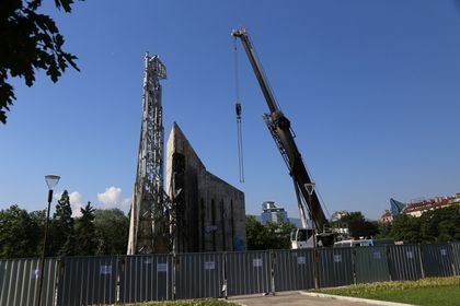 Охранител: Подпалвачите на крана са от БСП