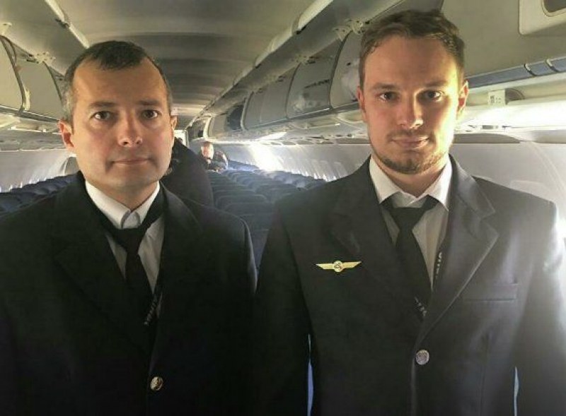 Путин награди пилотите, приземили самолет с неработещи двигатели в нива