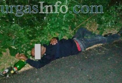 Полужив мъж прекара нощта проснат на паркинг в Слънчев бряг, пазен от две англичанки (СНИМКА)