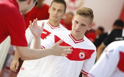 Левски ще дари пари за бащата на играч на ЦСКА