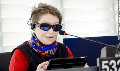 Гръцки съд отсъди срещу обезобразяването на Кунева