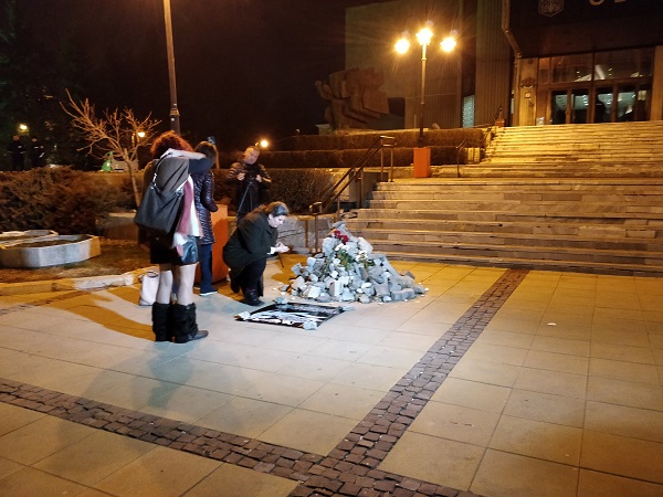 Варна: Флашмоб в памет на Пламен Горанов се проведе в града
