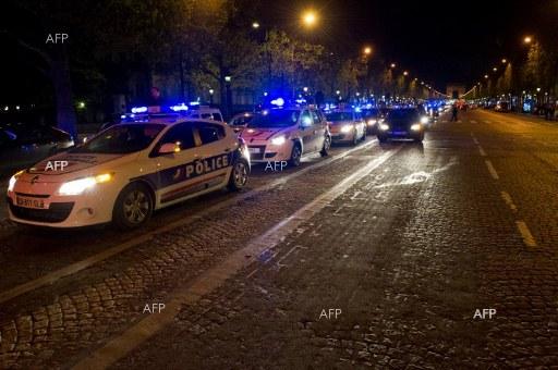 ВИДЕО на ЖИВО: УЖАС във Франция!!! 60 души са убити при нападението в зала „Батаклан“ в Париж, още трима край „Стад дьо Франс“ (Обновява се)