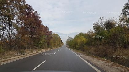 Кърджали: Продължават ремонтните по пътя Карамфил–Крумовград от 30 км до 36 км, движението се извършва с повишено внимание