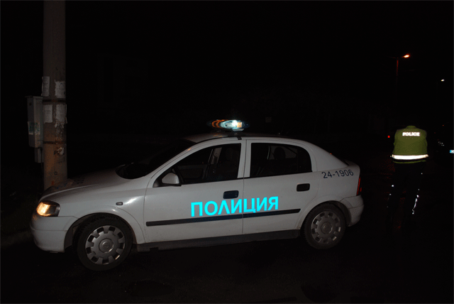 Полицаи свалиха мъртвопиян шофьор от Мерцедес е Кричим