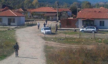 Искат постоянно задържане на ромите, пребили брутално горските край Баня