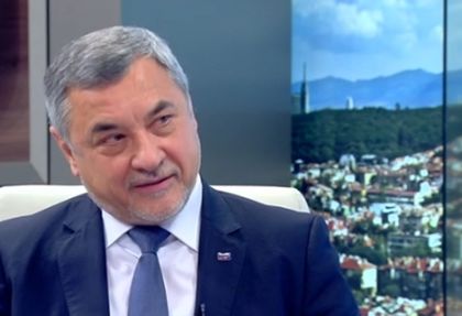 Валери Симеонов сипе закани в ефир: Следващият скалп, който ще закача на стената, ще е на Слави Трифонов!