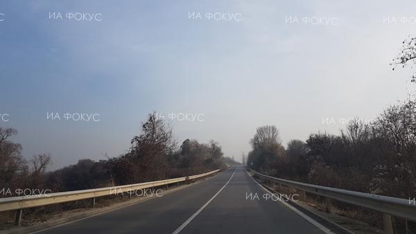 АПИ: Ограничено е движението по подбалканския път в района на Саранци поради ПТП