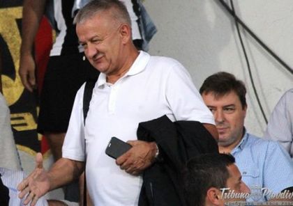 Крушарски преговаря за дълговете на Локомотив (Пловдив)