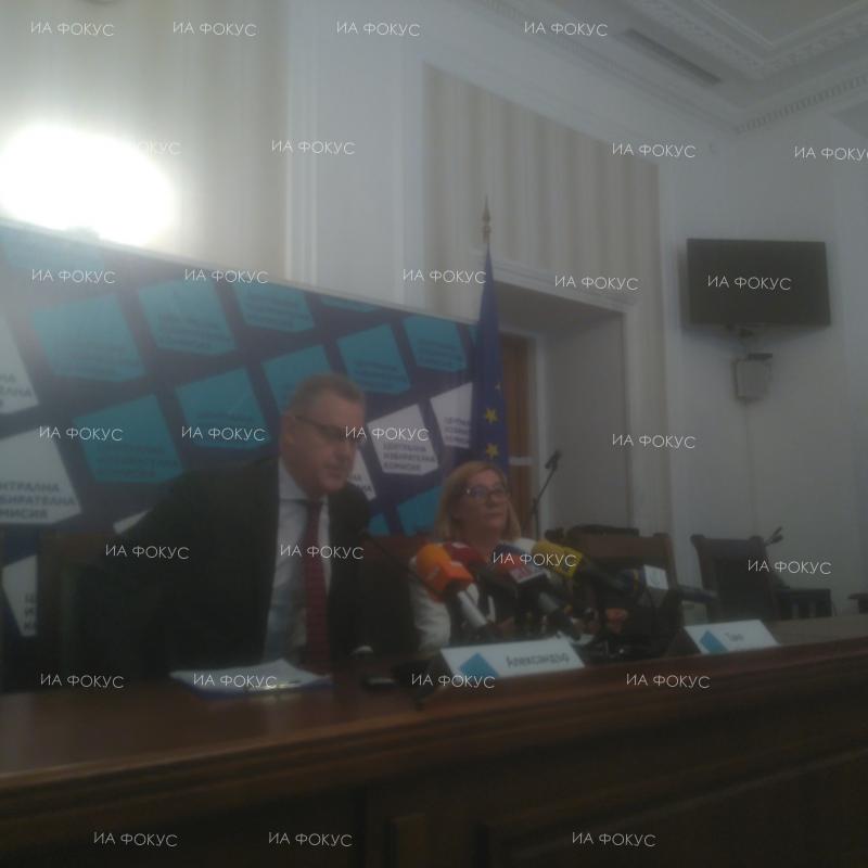 Европейски избори 2019: Александър Андреев, ЦИК: 71 жалби и сигнали са получени от началото на изборния ден