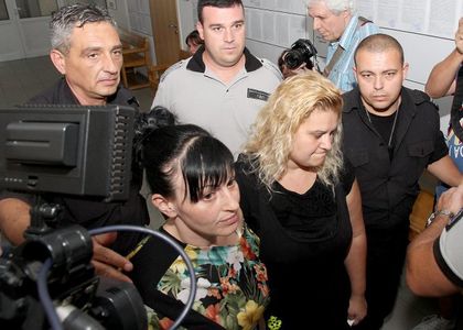 Върнаха в ареста обвинената в трафик активистка на ПФ