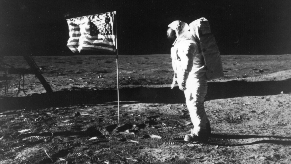 Преди 50 години човек за първи път каца на Луната