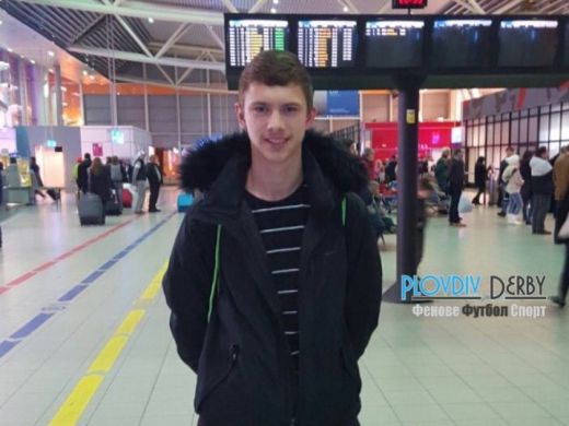 Латвийски национал ще се опита да остане в Локо (Пд)