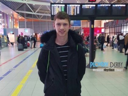 Латвийски национал ще се опита да остане в Локо (Пд)