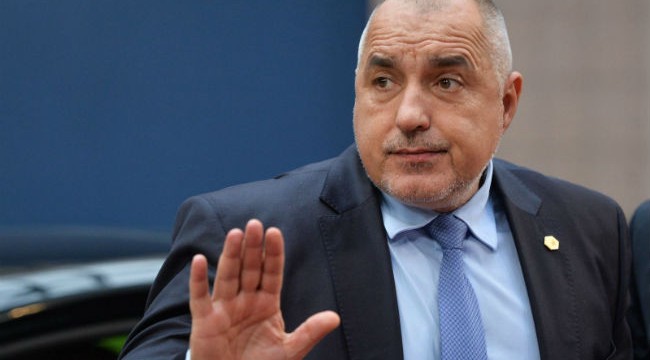 Въпрос към феновете на Борисов: Не ви ли е срам?