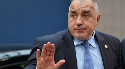 Въпрос към феновете на Борисов: Не ви ли е срам?