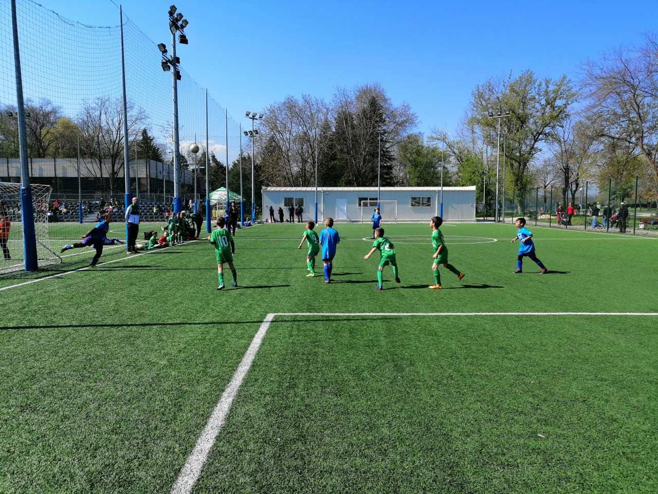 СКАНДАЛНО: БФС-Пловдив прецака 7-годишните хебърчета заради погребение на легендарен футболист