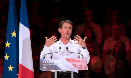 Валс: Разголените женски гърди са символ на Франция