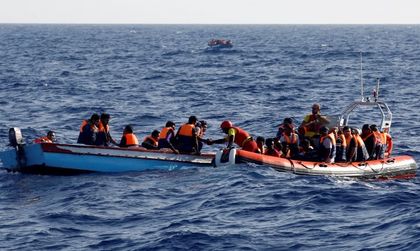 Седем мигранти открити мъртви в морето край Либия