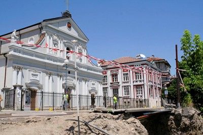 Археолози подкопават резиденцията на монсеньор Йовчев в Пловдив