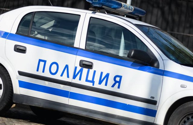 Арестуваха крадец, обрал апартамент в Асеновград