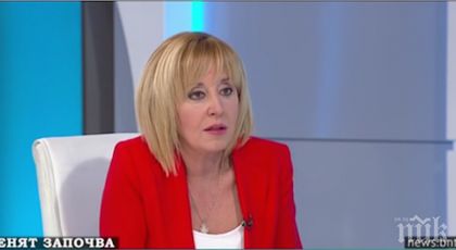 СКАНДАЛ СЛЕД СКАНДАЛ! Мая Манолова се качи на черешата