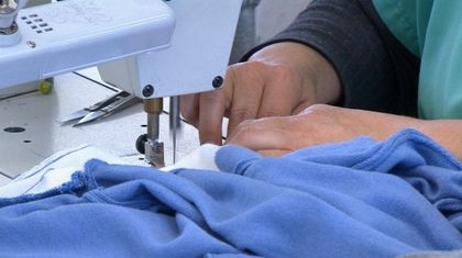 Обучиха успешно жени от Столипиново за шивачки