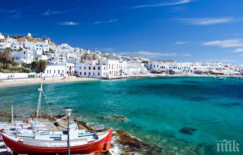 ЮРУШ НА МАСЛИНИТЕ! Привършват местата на фериботите за гръцките острови