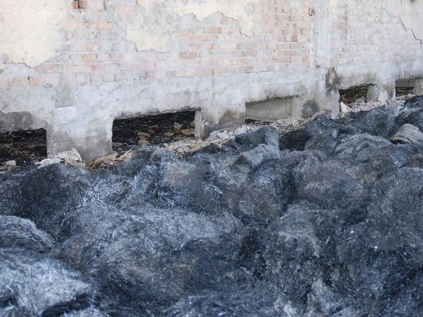 Огнена стихия в Мулдава! Пожар изпепели 200 бали и електрогенератор